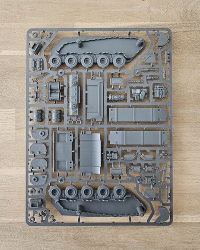 Rogal Dorn Battle Tank Sprue
