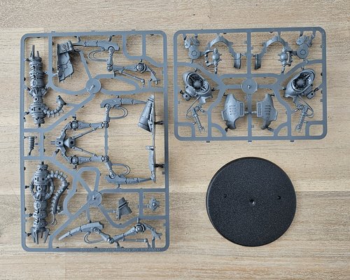 Canoptek Doomstalker sprue
