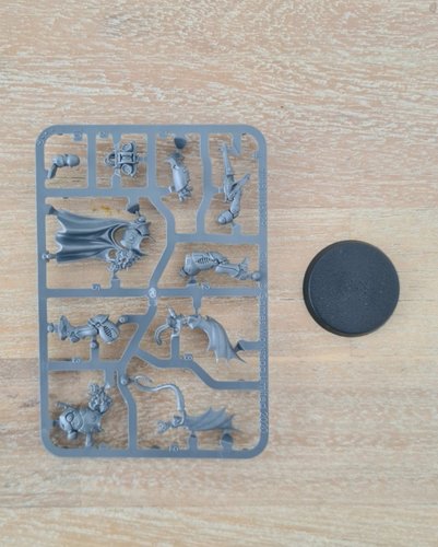 Lord Inquisitor Kyria Draxus Sprue