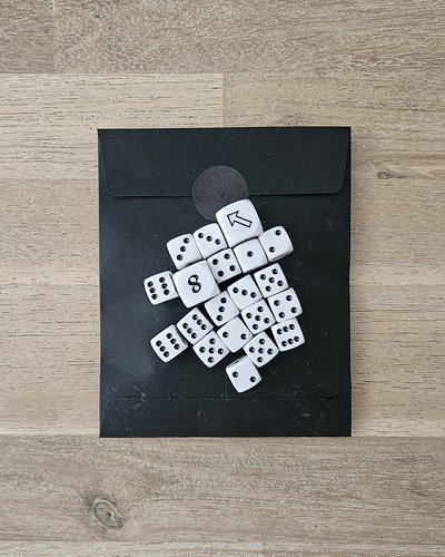 Warhammer Dice Set - 20x White Dice (18 D6, 1 Artillery, 1 Scatter) - Brand New