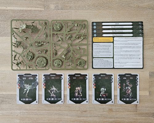 The Skinnerkin sprue and cards