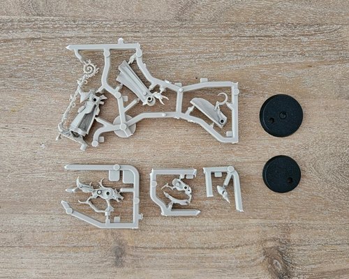 Jacobus Vyne with Wisper - New on Sprue