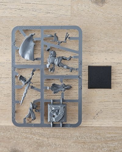 Commander of the Empire - New on Sprue